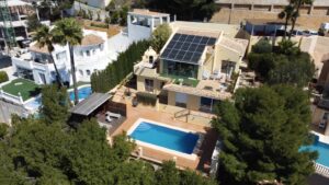 7kW-Solaranlage in den Hügeln von Altea