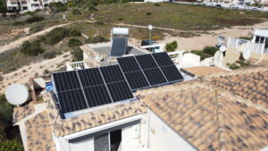 Instalación solar de 3kW en Playa Flamenca